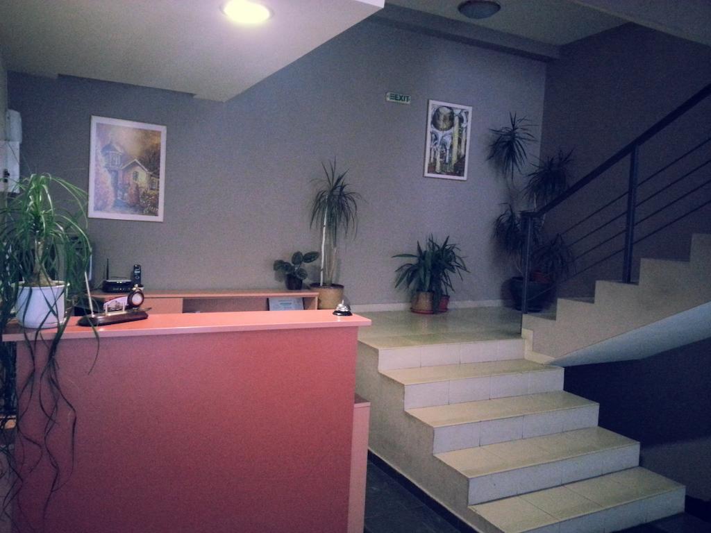 Family Hotel Kredo Sliven Dış mekan fotoğraf